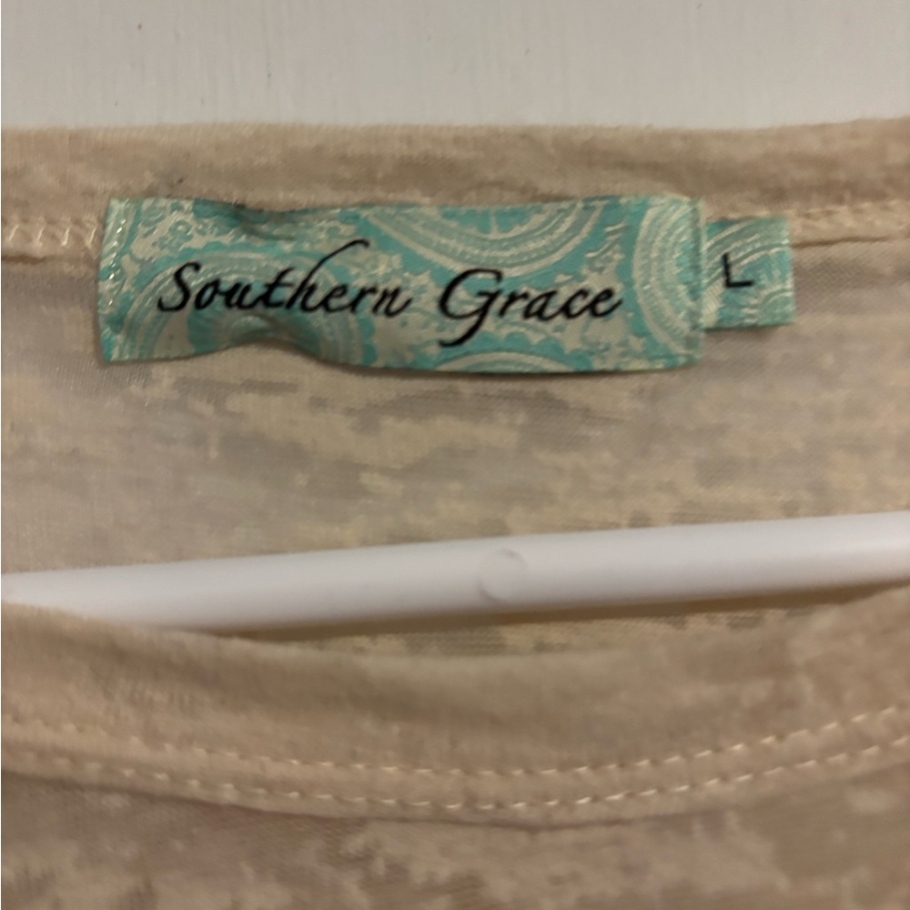 Southern Grace Top - Picture 2 of 2